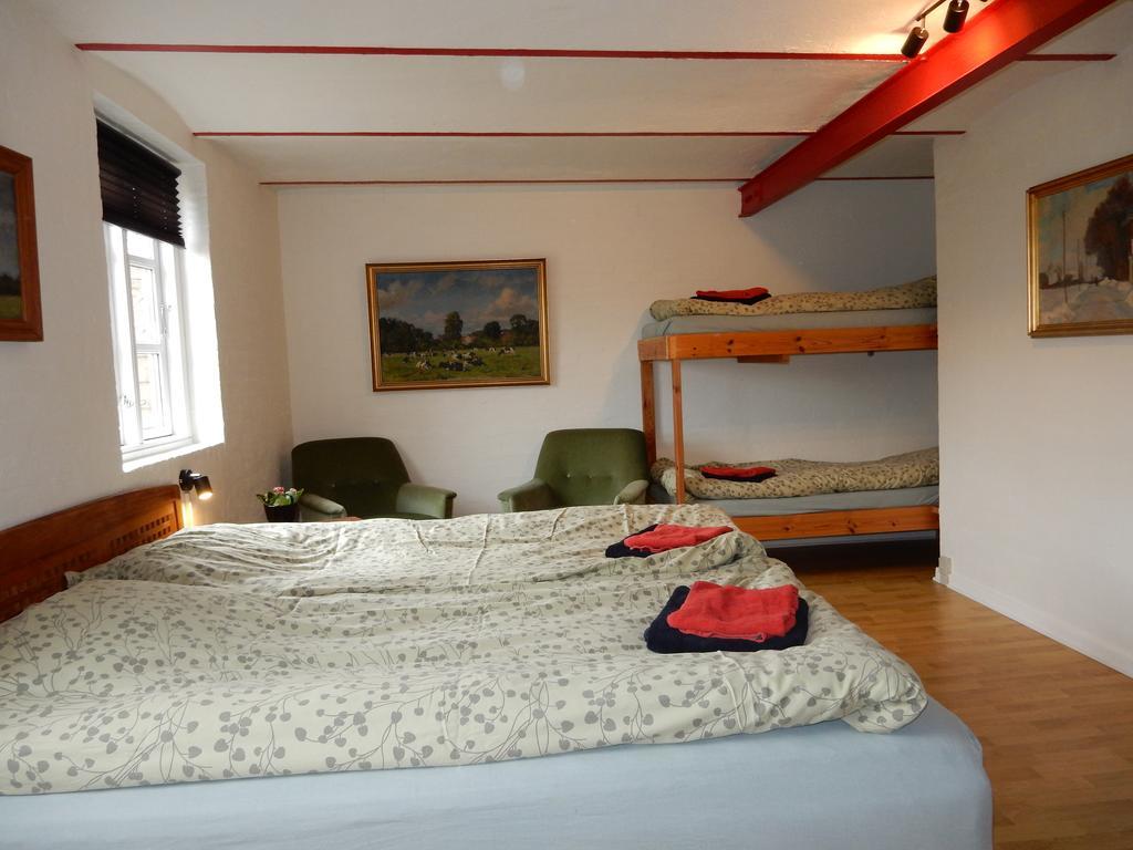 Den Gamle Kostald Bed & Breakfast Holsted Extérieur photo
